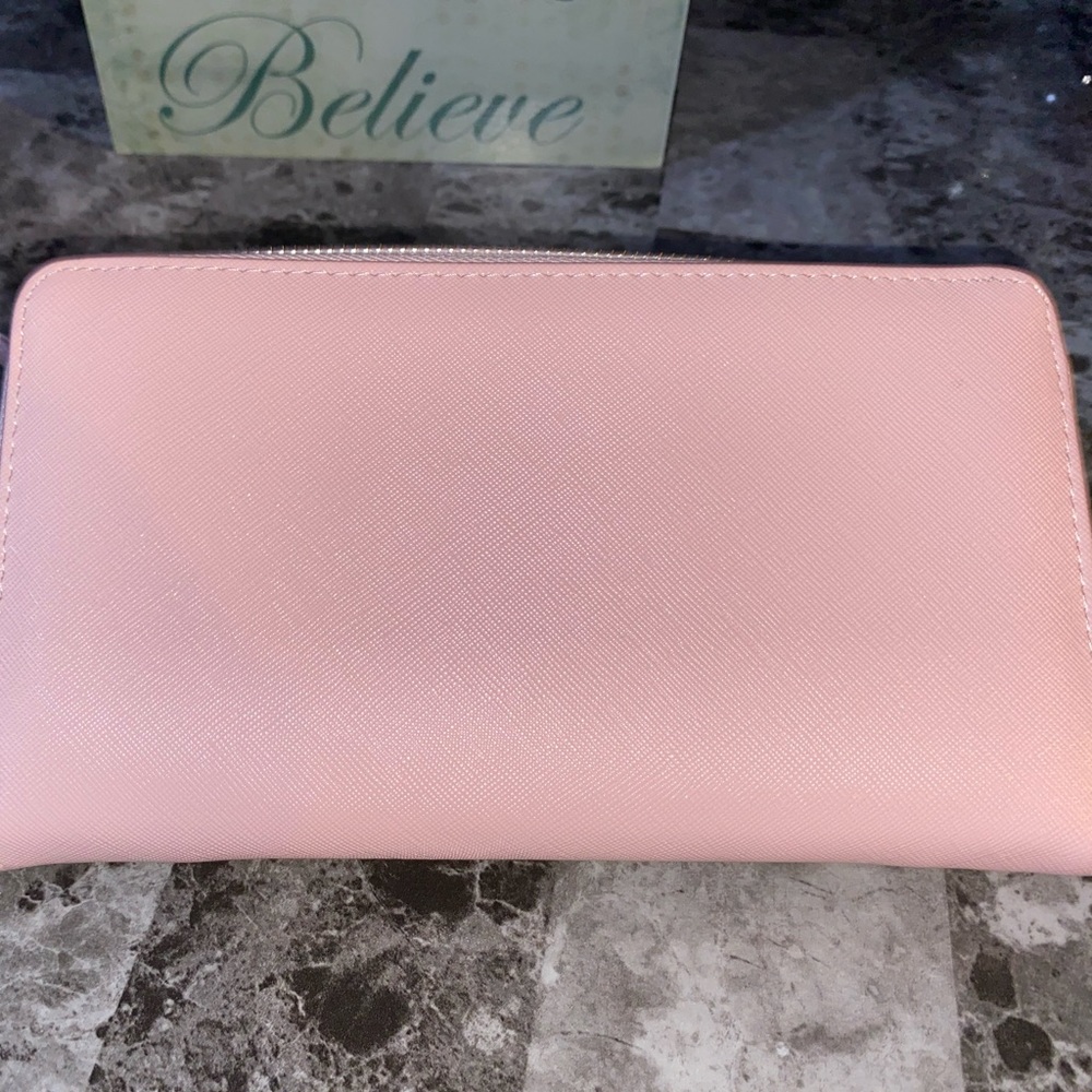 NWOT Betsy Johnson Wristlet - Picture 6 of 8